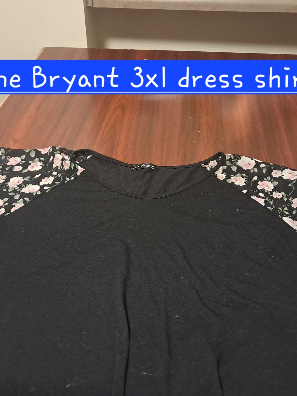 Avenue Black Floral Raglan Sleeve Women's Top - Plus Size